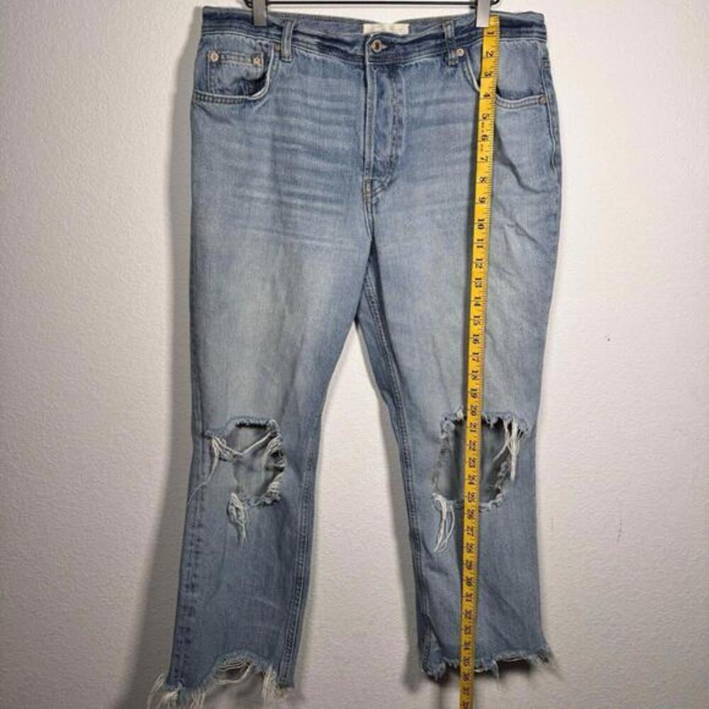 We the Free People Wide Leg‎ Cropped Jeans Distressed Button Fly Size 31 - Picture 7 of 8